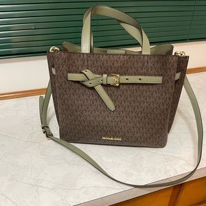 Michael Kors Emilia satchel army green